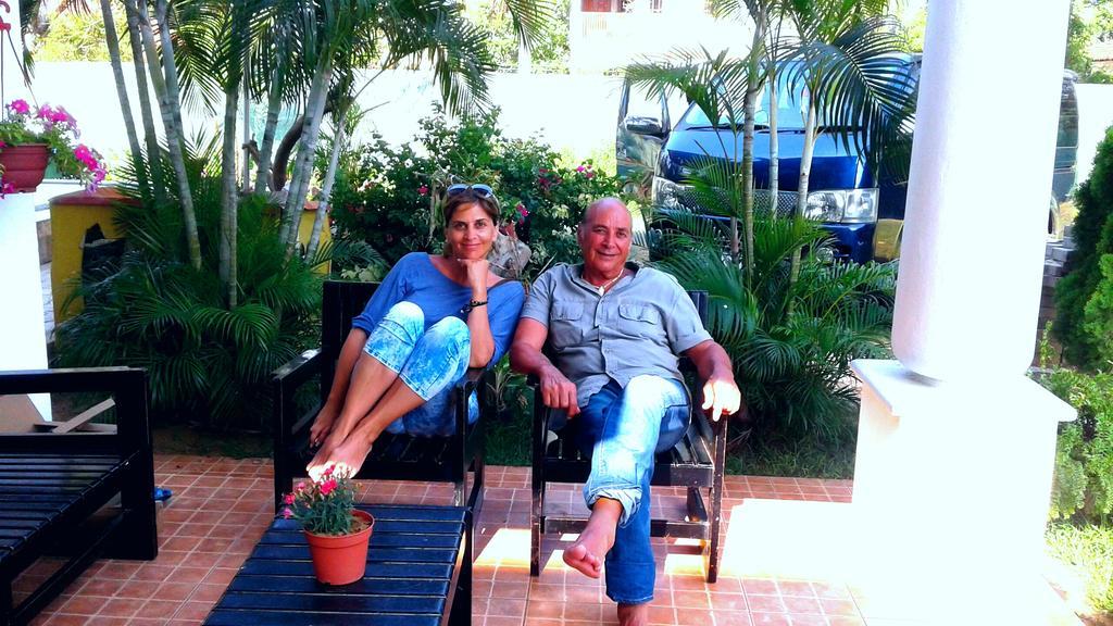 The Blue Beach Guesthouse Negombo Dış mekan fotoğraf