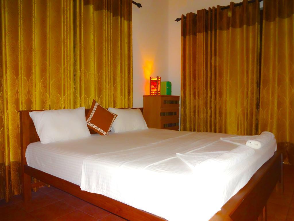 The Blue Beach Guesthouse Negombo Dış mekan fotoğraf